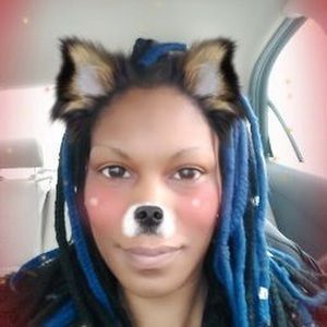 Meet your Posher, Lexa